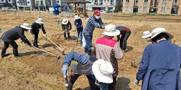 7. (1) 220322_용인시, 직접 텃밭 가꿔보는 _도시농부학교_ 교육생 40명 모집_사진.jpg