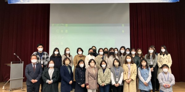 2-1 용인시는 4일 기흥도서관 별관 시청각실에서 ‘차세대 도서관 통합 플랫폼(ALPAS) 구축’ 사업 착수 보고회를 가졌다..JPG