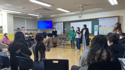 [크기변환][사진] 교과연계 교육연극 수업 모습.jpg