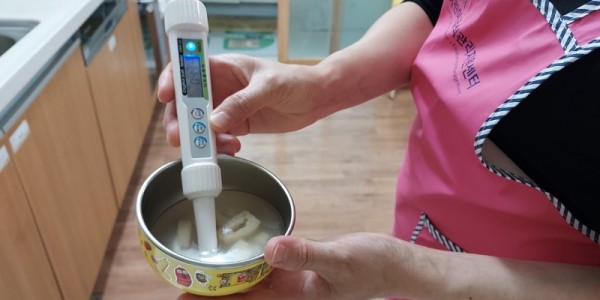 3. 220518_어린이 여러분, 나트륨 섭취를 줄여요_사진(1).jpg