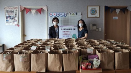 6. 220719_수지구, 수지아이쿱 소비자 생협서 140만원 상당 꾸러미 기탁받아_사진.jpg