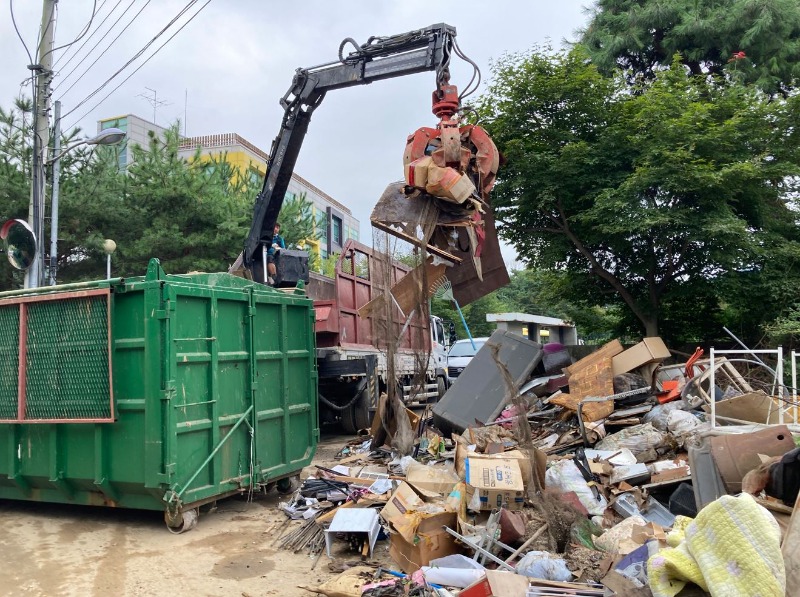 220818_수지구, 동천동 수해 폐기물 300톤 처리 완료_사진(2).JPG