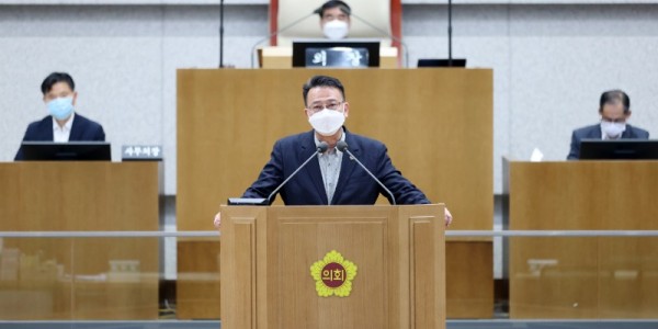 220811 백현종 의원, 경기도의회 도시환경위원장 선출.jpg