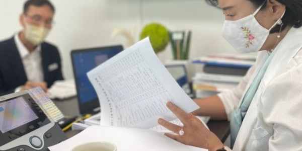 220819 정윤경 의원, 여성가족평생교육위원회 소관 여성가족국_평생교육국 업무보고 청취 (2).jpg