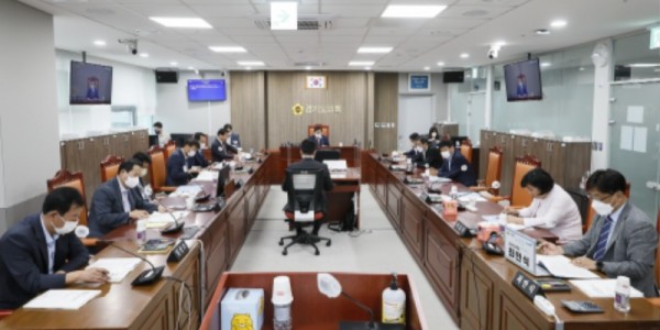 220819 농정해양위원회, 민생 회복 위한 농수산물 구입 할인 지원 추경 예산안 234억 통과.jpg