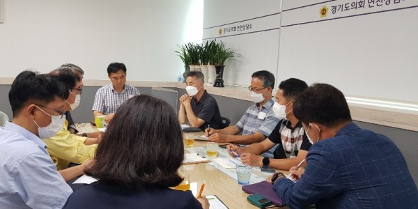 220823 윤종영 의원, 백학초·연천노곡초 통합 통학버스 지원 제안 정담회 실시 (1).jpg