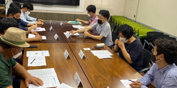 220825 이은주 의원, 화성시 포도 생산농가 경기도와 시가 적극 지원키로 (1).jpg