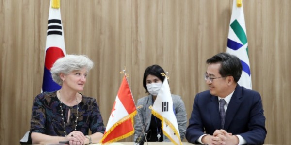 타마라 모휘니 주한 캐나다 대사대리 면담(2).jpg