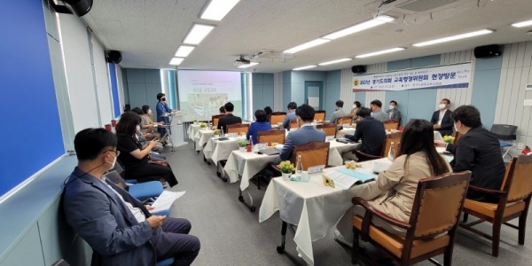 220915 교육행정위원회, 광명교육지원청 현장방문 및 현안점검 실시 (1).jpg