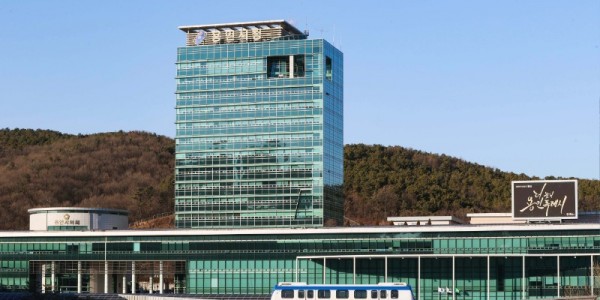 1. 용인특례시 시청사 전경.JPG