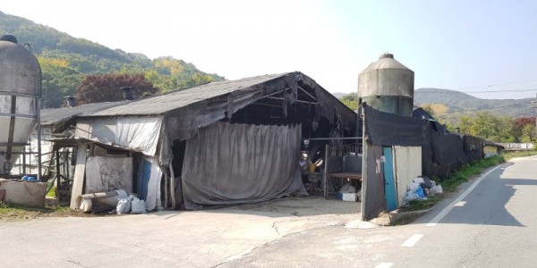 4. 관내 한 축산농가 전경.jpg