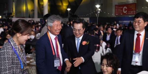 제26차 세계한인경제인대회 개회식(3).jpg