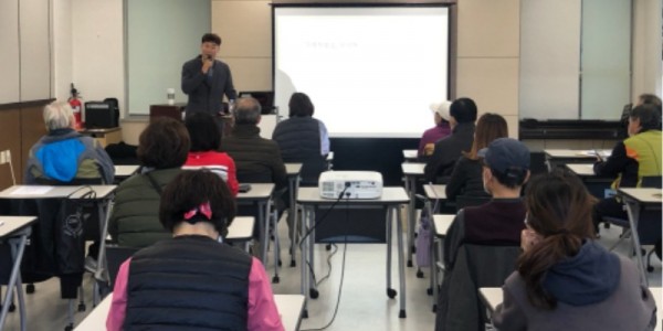 221104_상하동, 4일 주민자치센터서 생활 속 자동차 사고 보상 초청특강_사진.jpg