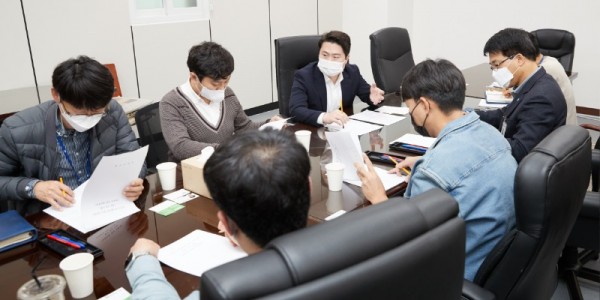 20221111 용인특례시의회 박병민 의원, 청년 취업 활성화를 위한 간담회 열어(1).jpg