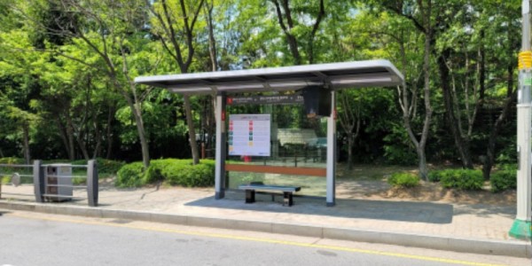 3. 동백고.호수마을서해그랑블.풍림코아루 버스 승강장 모습.jpg