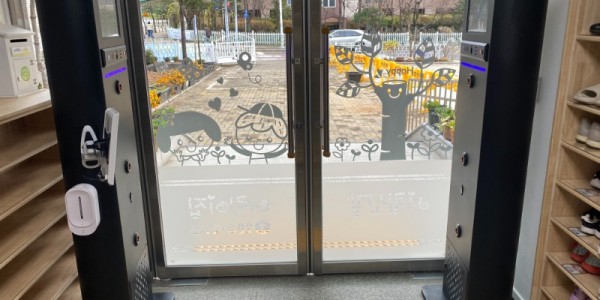 4-1. 시립신갈어린이집에 에어샤워를 설치했다..jpg