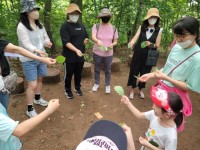 3-1. 숲길등산 프로그램이 진행되고 있다..jpg