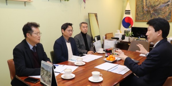 오후석 경기도 행정2부지사-김민철 국회의원, 경기북부특별자치도 설치 한뜻 모아.JPG