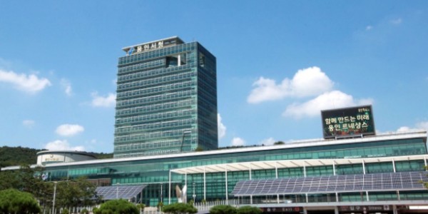 3. 용인특례시 시청사 전경.jpg