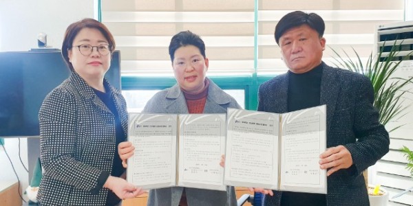 12-2. 남사읍 지역사회보장협의체가 풀무원 용인처인점과 홀로 어르신 건강음료 지원 협약을 맺었다..jpg