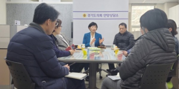 230308 이채명 의원,  안양시 배드민턴협회 애로사항 청취.jpg