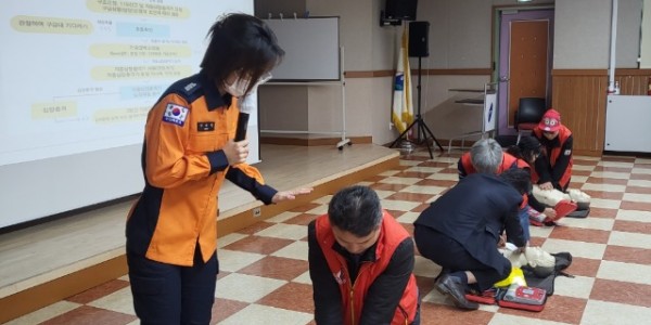 8. 포곡읍이 진행한 심폐소생술 및 재난안전 교육 모습.jpg