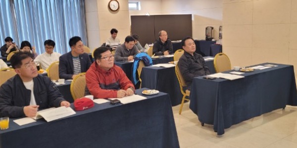 230322 건설교통위원회, 교통약자 이동지원센터.환승주차장.준공영제 논의 (2).jpg