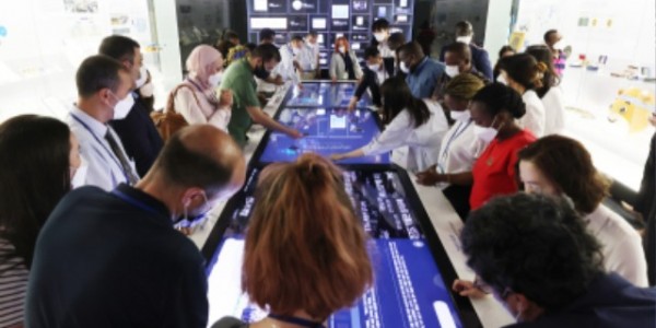 230330 경기마루 개관 1주년, 누적관람객 1만9천 명 돌파...염종현 의장 지방의회 핫 플레이스 자리매김, 활성화 최선 다할 것 3.JPG