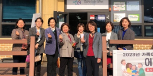 230329 정윤경 의원, 군포시 1인가구 병원안심동행서비스 현안점검회의 개최 (2).jpg