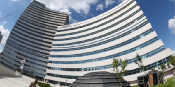 경기도의회 청사전경 (2).JPG.jpg