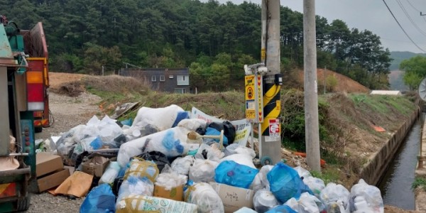 8-1. 남사읍 방치폐기물 처리 전 모습.jpeg