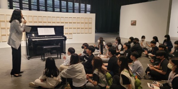 백남준아트센터도슨트 전시해설-2.jpg