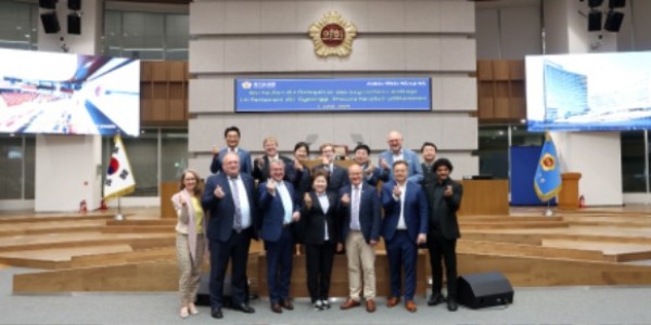 230607 남경순 부의장, 7일 바이에른 주의회 위원단 접견 (2).jpg