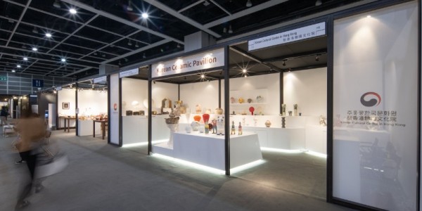 2022 홍콩 파인아트 아시아_한국도자관 전경.jpg