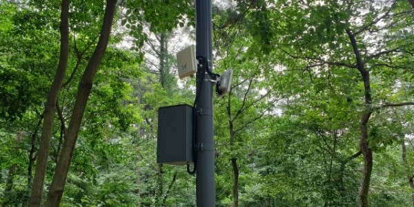 2. 용인특례시가 용인자연휴양림의 야영데크 시설에 인터넷 와이파이 시설을 설치하고 서비스를 개시했다..jpg