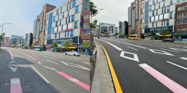 7. 용인특례시가 동백죽전대로 일부 구간에 저소음 도로포장을 한다. 사진은 지난 5월 저소음 도로포장이 마무리된 국도 42호선 김량장동 통일공원삼거리 인근 구간으로 왼쪽은 공사 전  오른쪽은 공사 후의 모습이다..jpg