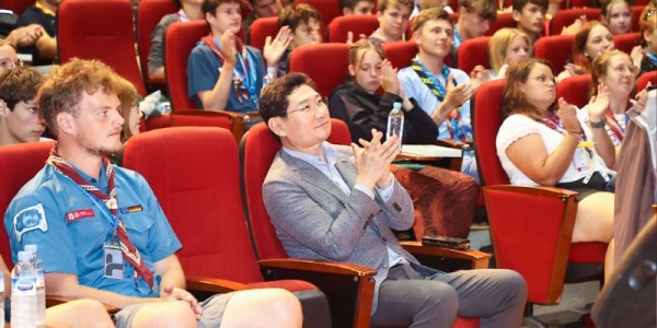 명지대학교에서 열린 문화공연에 참석한 이상일 용인특례시장.jpg