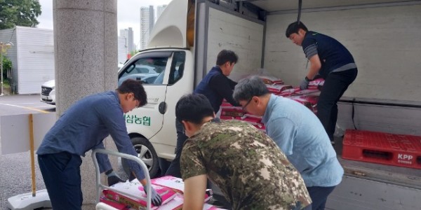7. 아산내과가 24일 용인특례시 처인구에 1500만원 상당의 쌀을 기탁했다..jpg