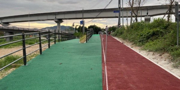 6. 용인특례시 처인구가 포곡중학교 학생들의 안전한 통학환경을 위해 우회로를 신설했다..jpeg