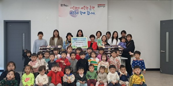 8. 지난 5일 금빛서내어린이집이 서농동에 어려운 이웃을 위해 써달라며 쌀을 기부했다..jpg