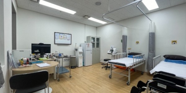 7. 용인특례시가 시청 지하1층에 직원 건강관리실을 설치했다.jpg