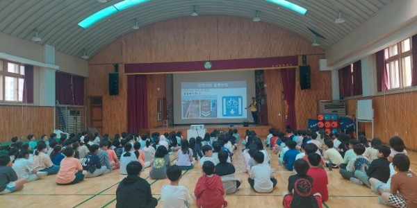 9-2. 용인특례시가 어린이 자전거 안전을 위해 찾아가는 교육을 한다.jpg