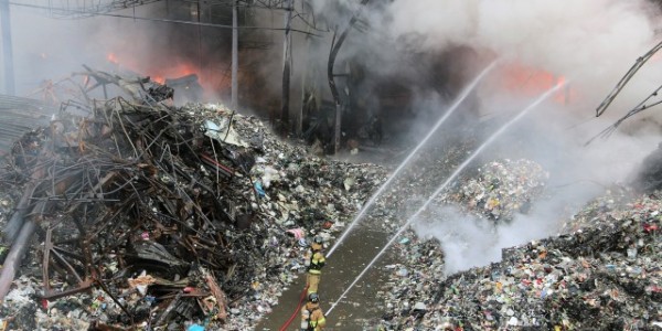 폐기물 처리업체 화재.JPG