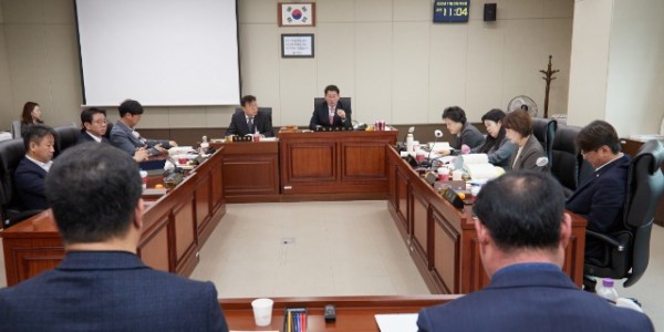 20231123 행정사무감사 3일차(3)도시건설위원회.jpg