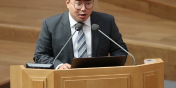 231212 유호준 의원, 교육청 노동자 천막농성 강제철거, 임태희 교육감 불통의 결과 (1).jpg