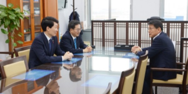 서삼석 국회예산결산특별위원장 면담(1).jpg