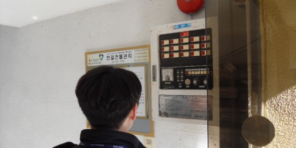 6. 용인특례시가 노후 아파트 23곳의 화재 대응 장비를 점검했다.JPG