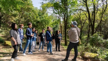 [사진4] 20231006 용인특례시의회 의원연구단체 용인특례시 바로알기2, 에버랜드 비타민 캠프 벤치마킹(1).jpg