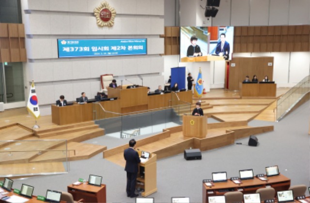 240219 김선희 의원, 도 인사정책, 교육청 늘봄학교 등 도정질문 (1).jpg