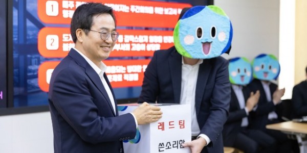 레드팀 쓴소리 청취.jpg